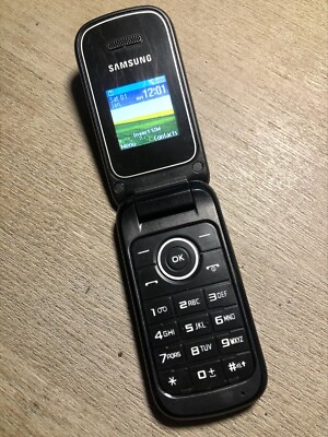 Samsung  GT-E1190 cell phone no sim card