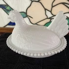 Vintage Indiana Glass milk white Hen On A Nest 7" Chicken Perfect!