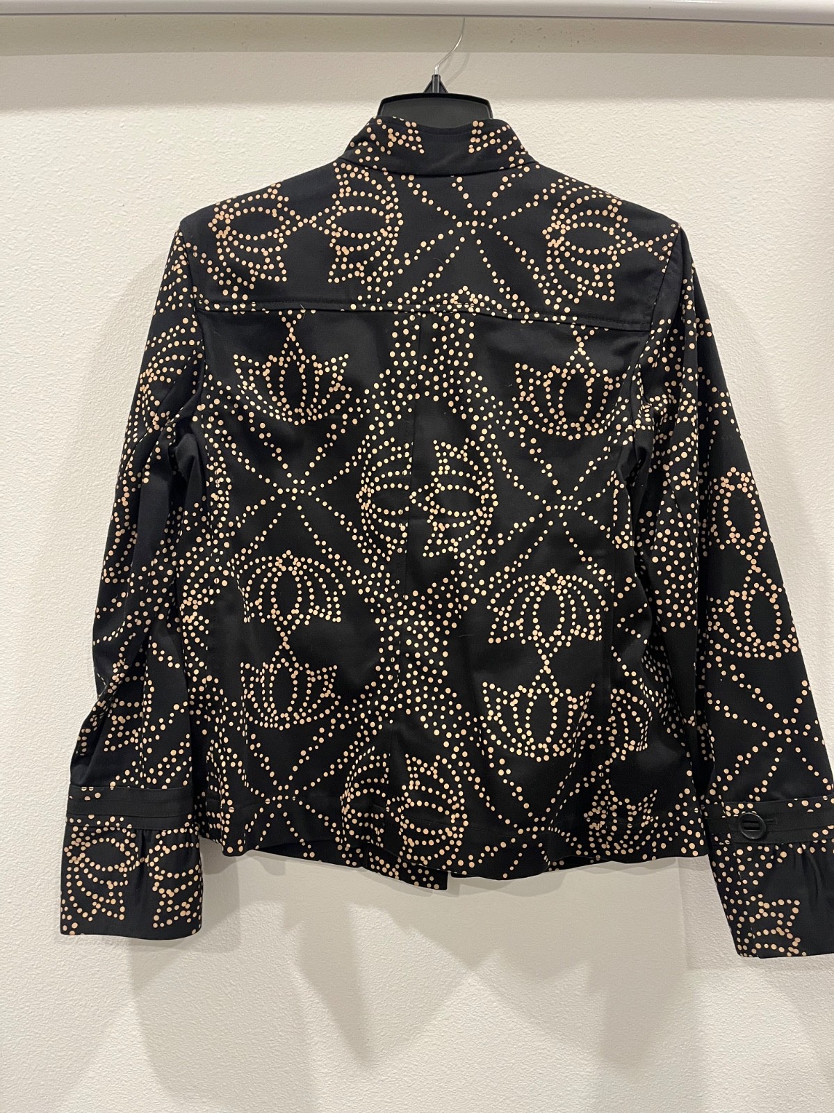 Amber Sun buttoned jacket with buttoned cuffs - image 2