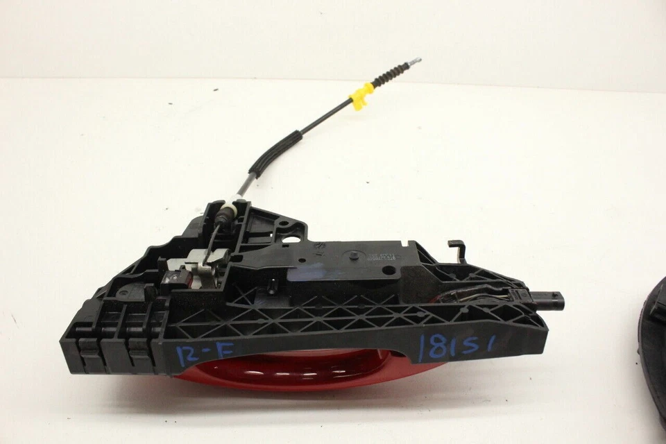 Manija de puerta exterior delantera derecha Audi A4 2014 OEM usada Foto 3 de 4