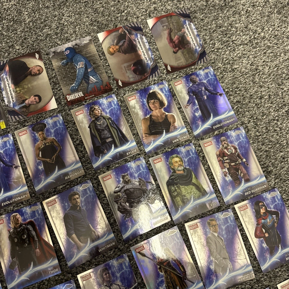 Topps Chrome 2025 Marvel MCU Set BUNDLE - 104 Cards (some Dupes) + Box - Photo 4/4