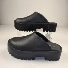 Sole Mates Casual Clogs Women's SZ 9 Slip On Black NWT