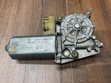Mercedes-Benz S W140 1995 Rechts Fensterhebermotor Tür vorne 0130821501 FGT8081 Mercedes-Benz S W140 1995 Rechts Fensterhebermotor Tür vorne 0130821501 FGT8081