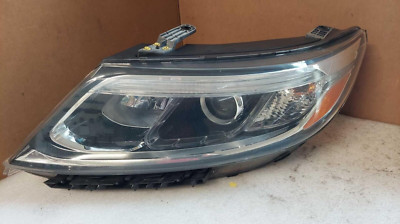 2015 Kia Sorento drivers side HALOGEN headlight W/O LED accent; 921011U500