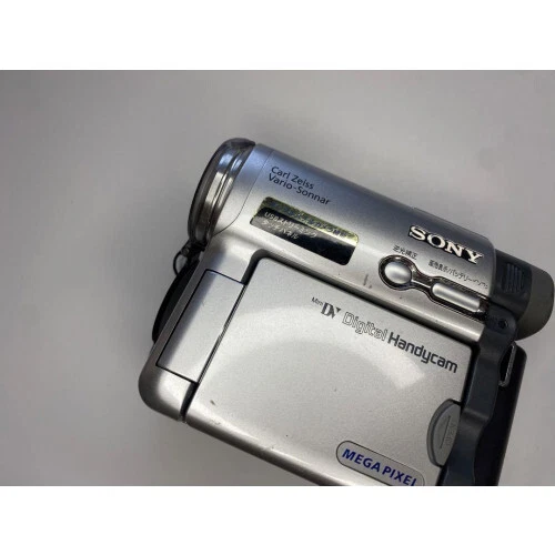 Sony Digital Handycam DCR-TRV33 Carl Zeiss Vario-Sonnar Silver For parts JAPAN - Image 3 of 4