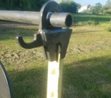 AR500 T post Conduit Target Stand W/ Integrated Gong Hanger (4 Pack W 8Hooks)