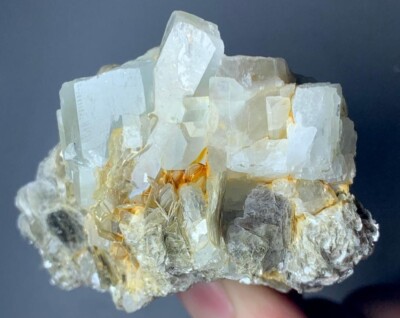 135g Beautiful Aquamarine Crystal With Muscovite From Naqar Valley Pakistan