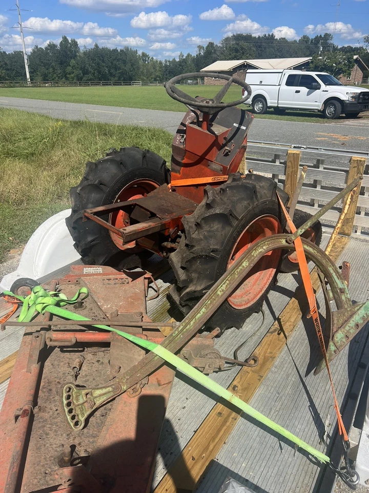 CASE 444 Garden Tractor Kohler Complete Tractor Unassembled - Image 4 of 4