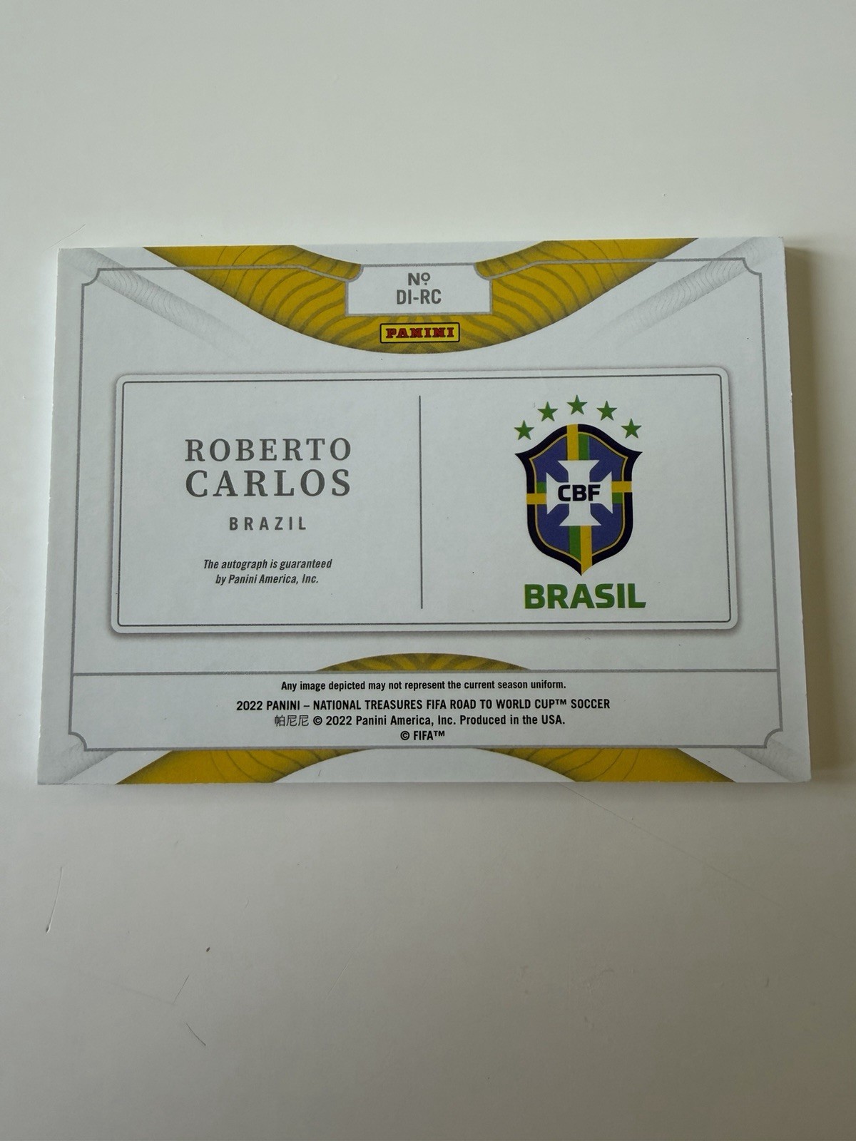 2022-23 Panini National Treasures World Cup Roberto Carlos Definitive Auto / 99 view 2