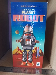 Vintage Style Mechanical Planet Robot Tin Toy With Box Classic Wind Up