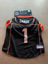 New Official Bengals Jamar Chase Football Pets First Jersey Size Med Dog