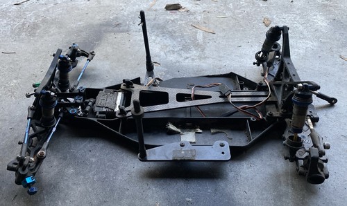 rc cars 1/10 team associated for parts - Picture 3 of 6