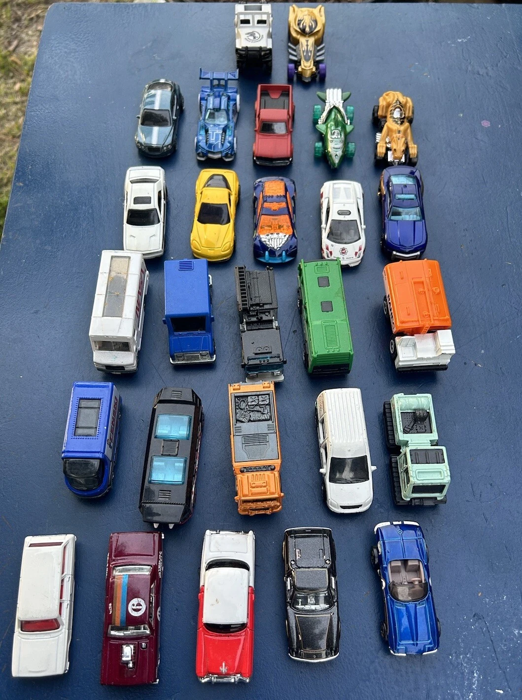  lote de 27 metal fundido 1/64 caixa de fósforos carros usados veículo de brinquedo solto 