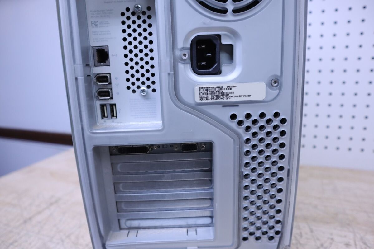 Apple Power Mac G4 M8493 ジャンク品 Used Apple PowerMac G4 M8493 Power PC 7455 G4 1GHz DP 1 GB