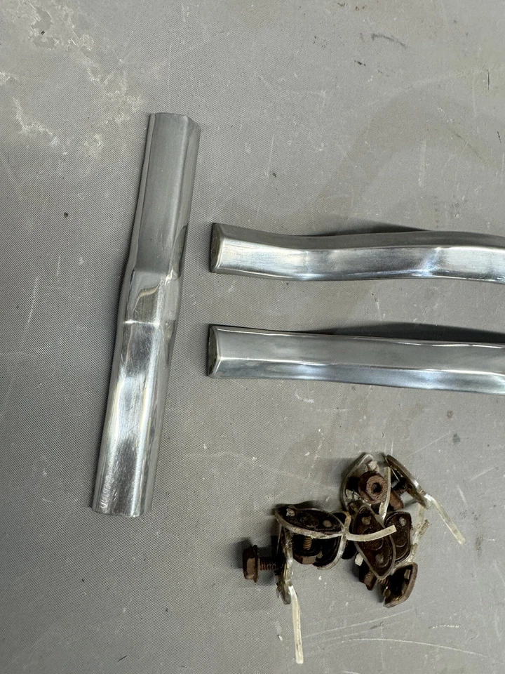 Ford Galaxie 500 1965 capó borde moldeado borde delantero 7 litros 1966 personalizado OEM Foto 2 de 4