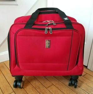 best 4 wheel spinner carry on luggage