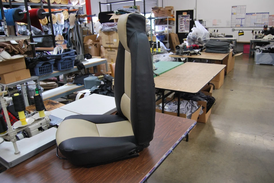 FIAT X-1/9 BERTONE 1973-1984 КОЖА-КАК ИНДИВИДУАЛЬНЫЙ КРОЙ 2 ПЕРЕДНИХ СИДЕНЬЯ ЧЕХЛЫ (ПАРА) - Изображение 3 из 4