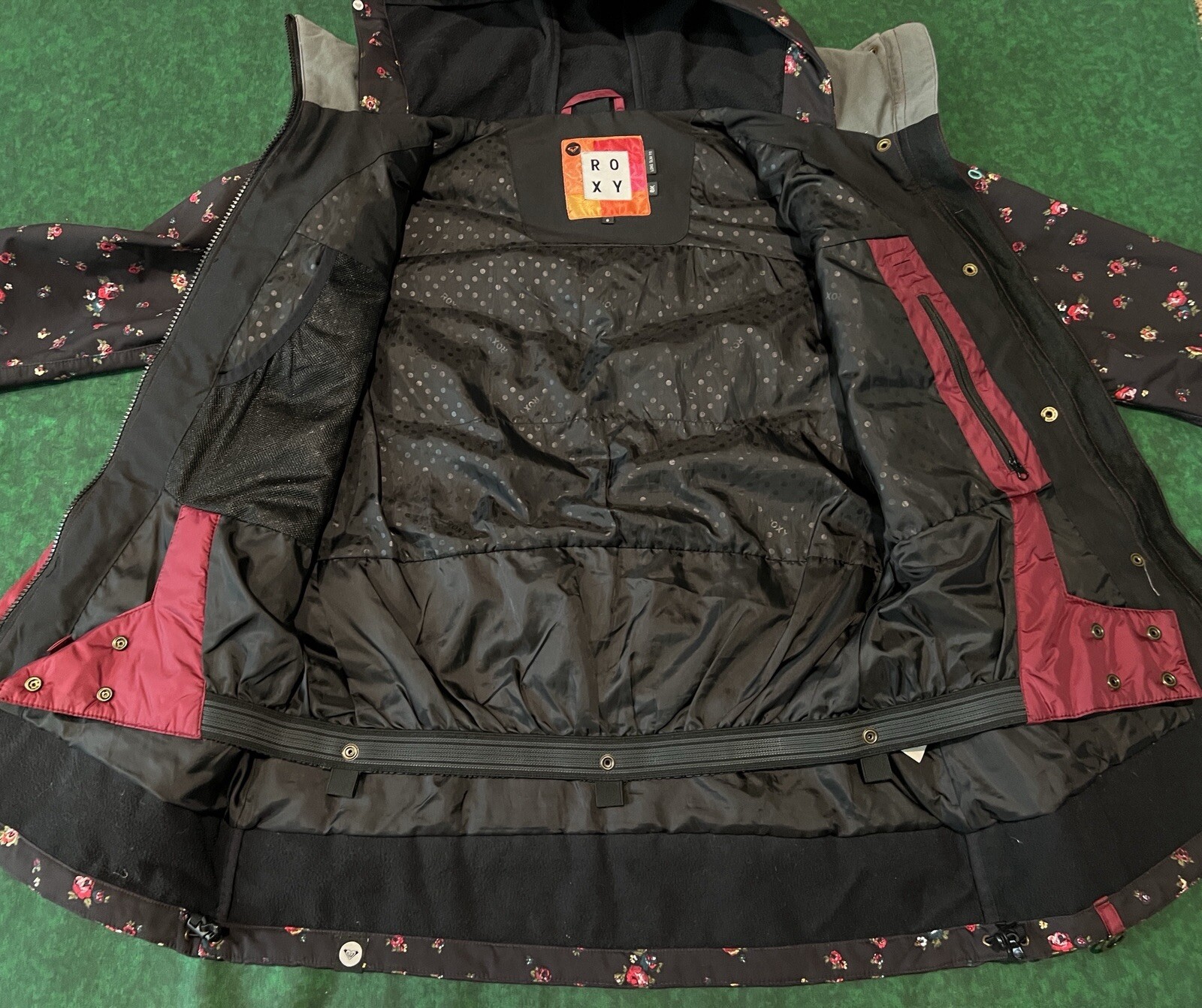 Roxy Bumblebee Softshell Down Jacket 8K Waterproo… - image 4