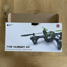 THE HUBSAN X 4 - 2.4 GHz RC Series 4 Channel - Video Recording