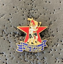 Hockey Hall of Fame and Museum NHL Hockey Pin