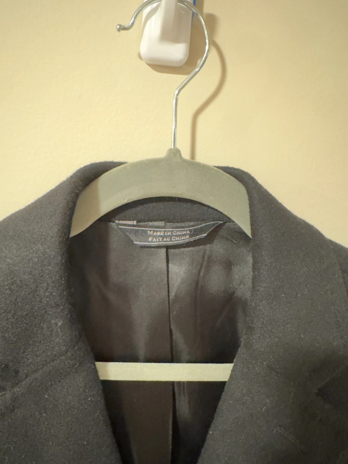 Cardinal of Canada Mens Black Wool Cashmere Overcoat 40R Worn Once Top Coat - product detail image 2