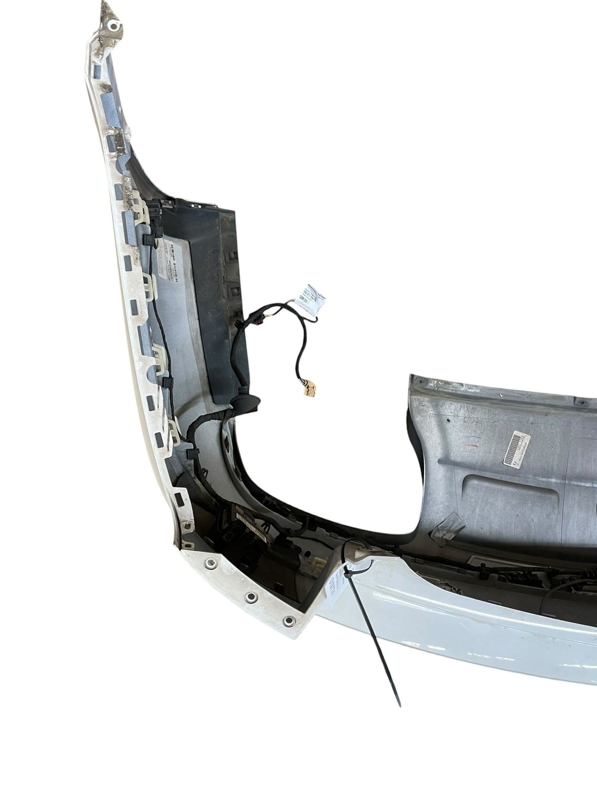 2015-2020 BENTLEY BENTAYGA Rear Bumper Cover Assembly w/ Sensors & Blind Spot