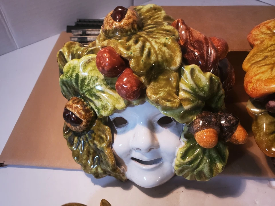 Máscaras Baco Cuatro Estaciones De Colección Mayólica Cerámica Hechas en Italia Cada una Aprox 7" Foto 2 de 4