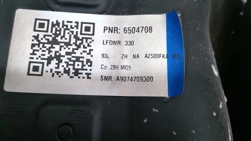 2019-2021 MERCEDES-BENZ SPRINTER 2500 FUEL TANK OEM A907 471 06 00 - Image 4 of 4