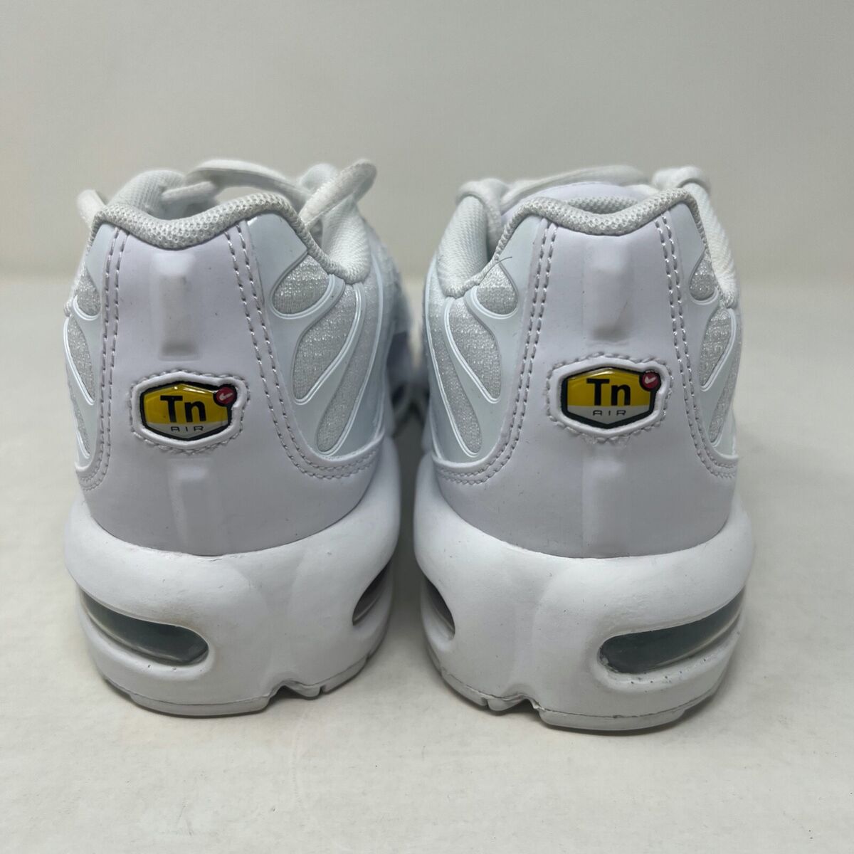 Nike Air Max Plus GS White Metallic Silver Shoes CW7044-100 Nike Air Max Plus GS White Metallic Silver Shoes CW7044-100
