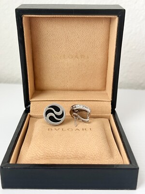 BVLGARI Bulgari 18K White Gold Round Black Onyx Omega Back BVLGARI Bulgari 18K White Gold Round Black Onyx Omega Back