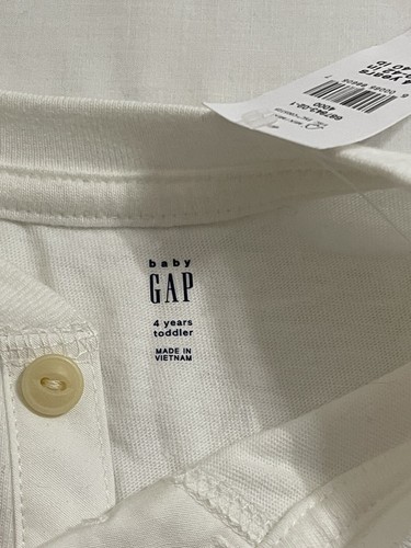 Lot of 3- GAP Boys 4T Full Zip Windbreaker Jacket Shorts White Shirt-NWT - Picture 8 of 16