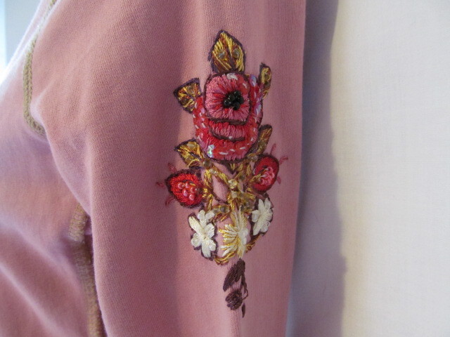 New Twisted Heart Rosy Pink Beaded Floral Embroidery Hooded