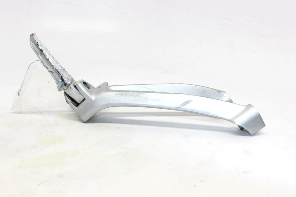 Par de clavijas de pasajero trasero derecho Suzuki GSXR600 2006-2007 FABRICANTE DE EQUIPOS ORIGINALES Foto 4 de 4