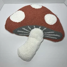 Mainstays 17" x 17" Mushroom Decorative Pillow, Canyon Red