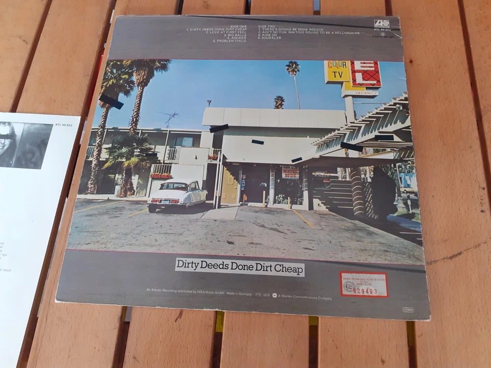 AC/DC Dirty Deeds lp ATL 50323 EX vinile - Immagine 4 di 4