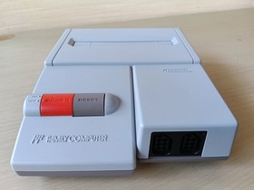 Nintendo New Famicom Console AV Complete good condition TESTED /painted/NES 1