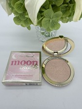 Too Faced Moon Crush Out of this World Highli...