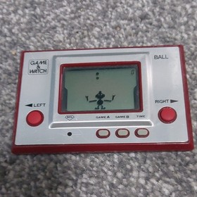 Nintendo Game & Watch Ball AC-01 Vintage 1980 LCD Game .