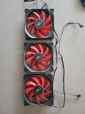 ARC Rote Gehäuselüfter von iBUYPOWER (3×120MM) - DF1202512SELN