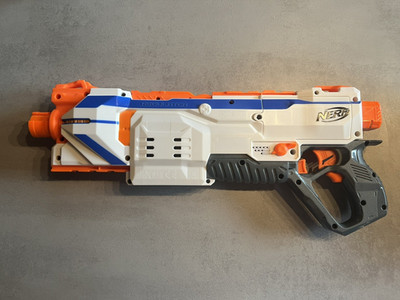  Hasbro Nerf Modulus Regulator Elite automatischer Blaster mit Darts Magazinen 