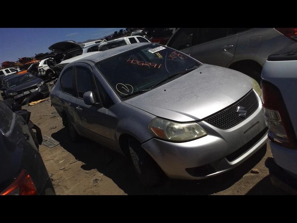 Medidor de velocímetro usado se adapta a: 2013 Suzuki Sx4 tracción delantera grado A Foto 3 de 4