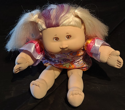 Cabbage Patch Magic Touch Color Silk