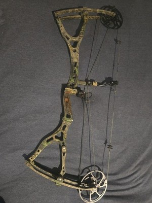 Bowtech General RH 70 LBS DW 26 -30 DL 31 ATA 315 FPS 4.5 LBS