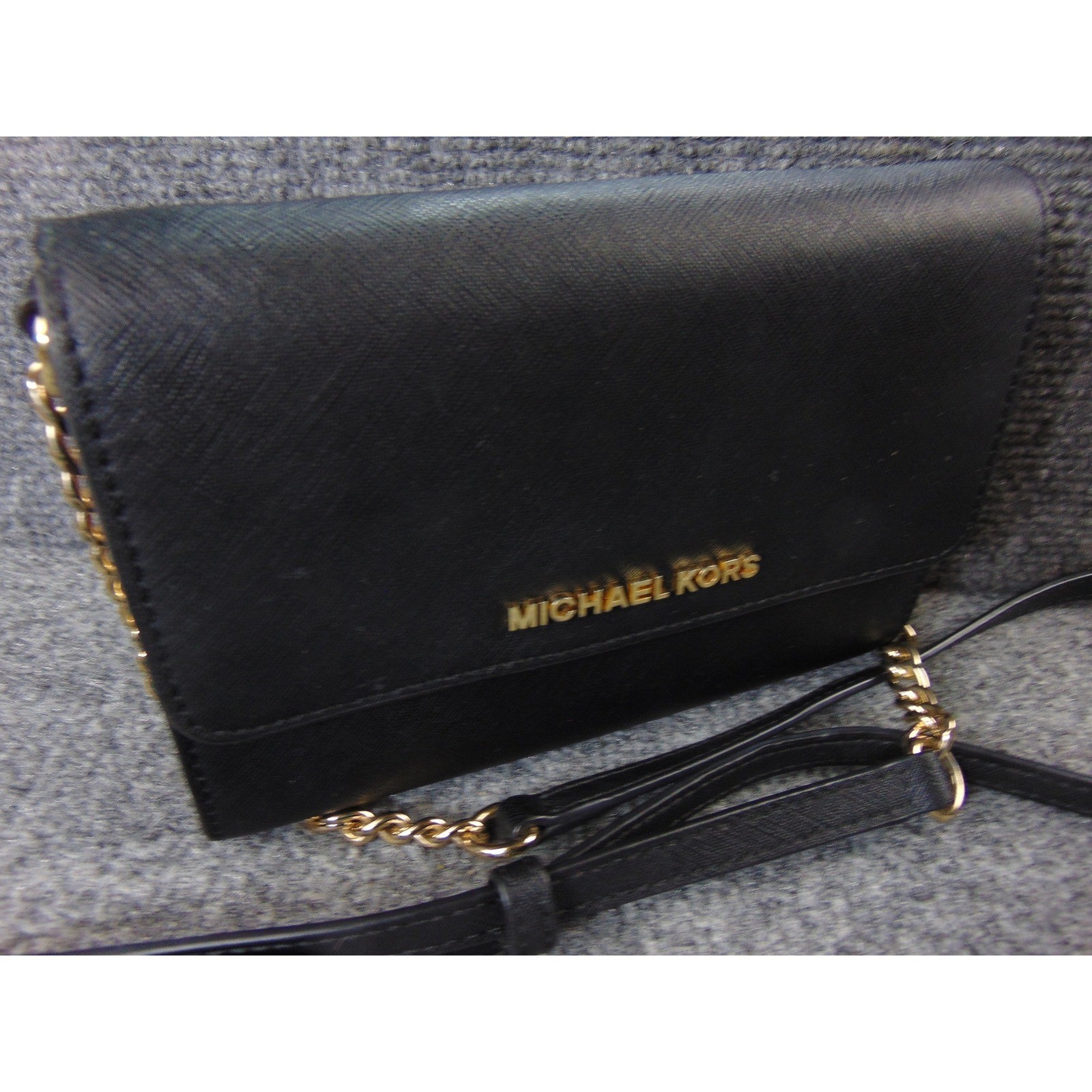 Michael Kors Crossbody Wallet Bag Black Saffiano Gold Chain Designer Minimalist