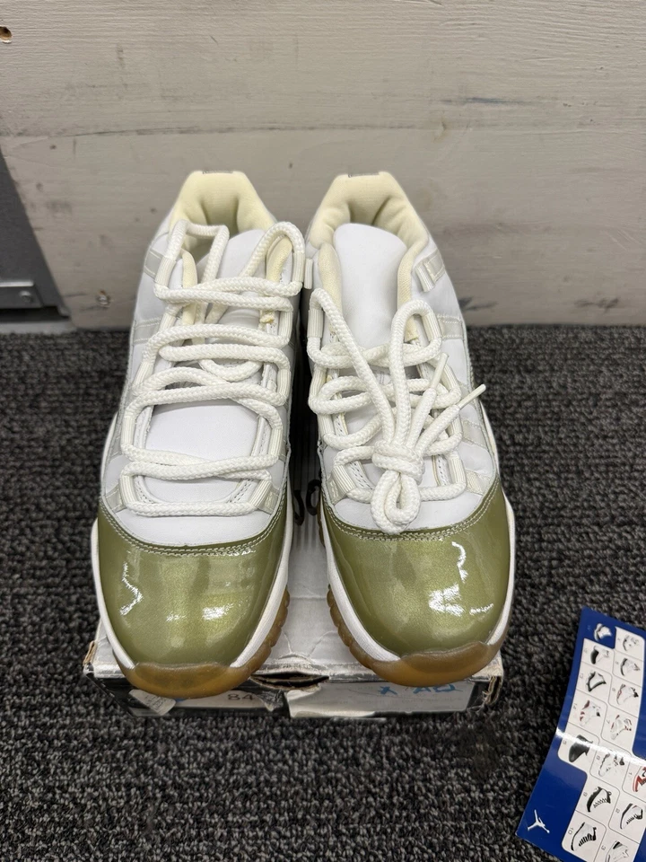 Talla 7 - Air Jordan 11 Retro 2001 Low Metallic W Foto 2 de 4