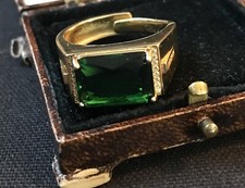 Vintage Style Emerald Color Gemstone And White Zircon Ring 18K Gold Plated