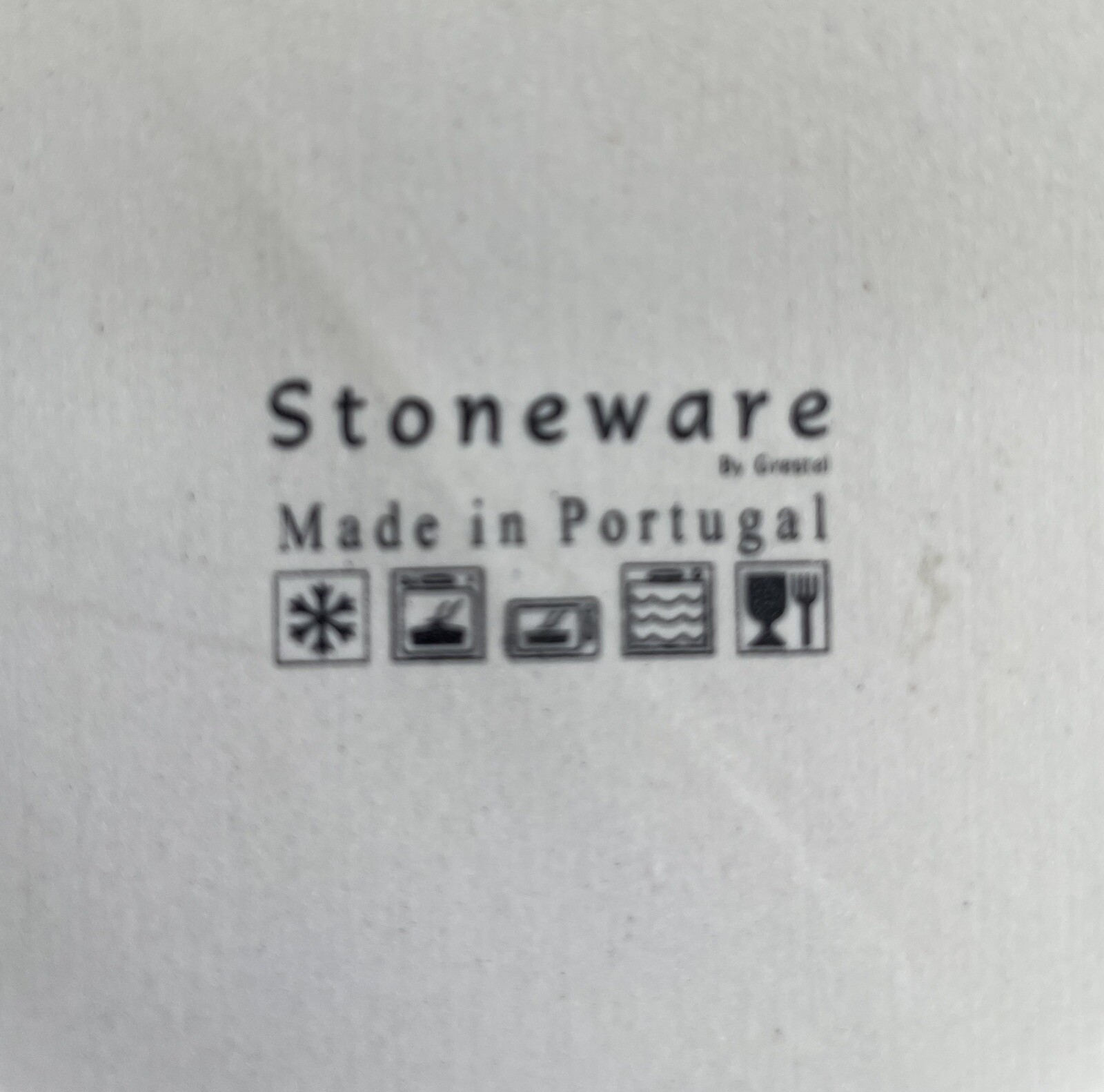 Stoneware by Grestel Fluted Baking Dish Gold Taupe Portugal 8.25"