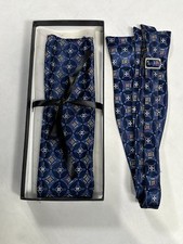 Mens Setazone Blue Diamond Pattern Bow Tie with Matching Pocket Square NEW
