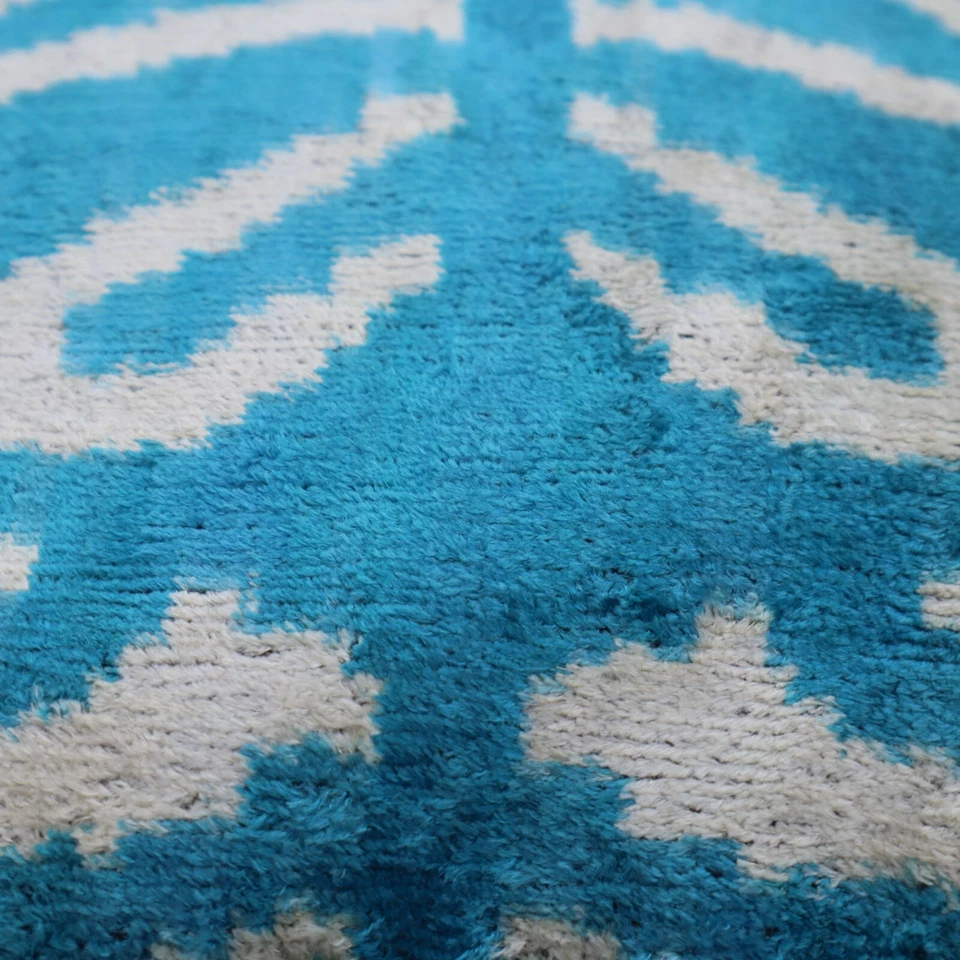 Almohada de terciopelo tigre con estampado animal hecha a mano azul 16 x 16 pulgadas (40 x 40 cm) Foto 3 de 4