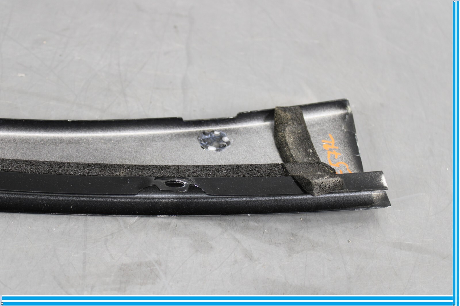 Bentley Continental 2006-2012 Rear Left Pillar cover Black